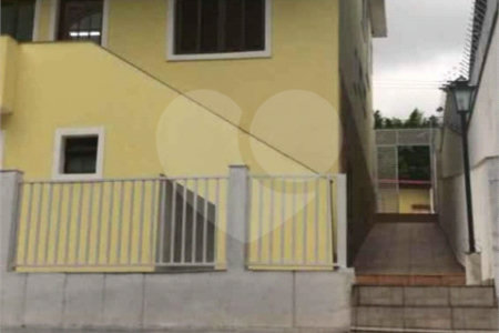 Casa à venda com 4 quartos, sendo 3 suítes,  em Cerâmica, São Caetano do Sul, SP