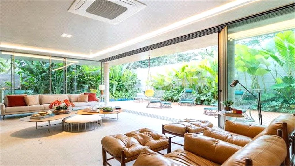 Casa à venda com 4 suítes no condomínio Casa Côte, São Paulo - SP