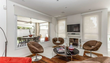 Casa à venda com 5 quartos, sendo 3 suítes,  em Jardim Leonor, São Paulo, SP