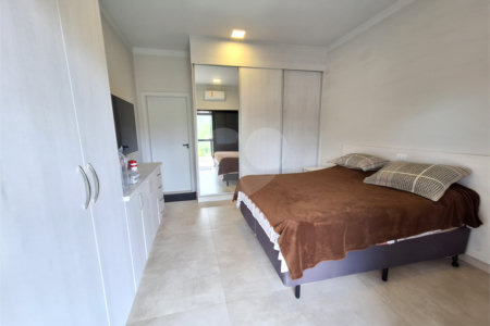 Casa à venda com 7 quartos, sendo 3 suítes, no condomínio Chacaras do Lago, Vinhedo - SP