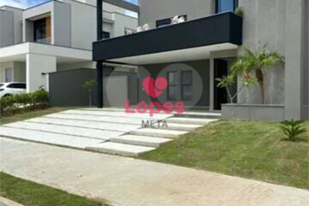 Casa à venda com 4 quartos, sendo 3 suítes, no condomínio Alphaville 2, São José dos Campos - SP