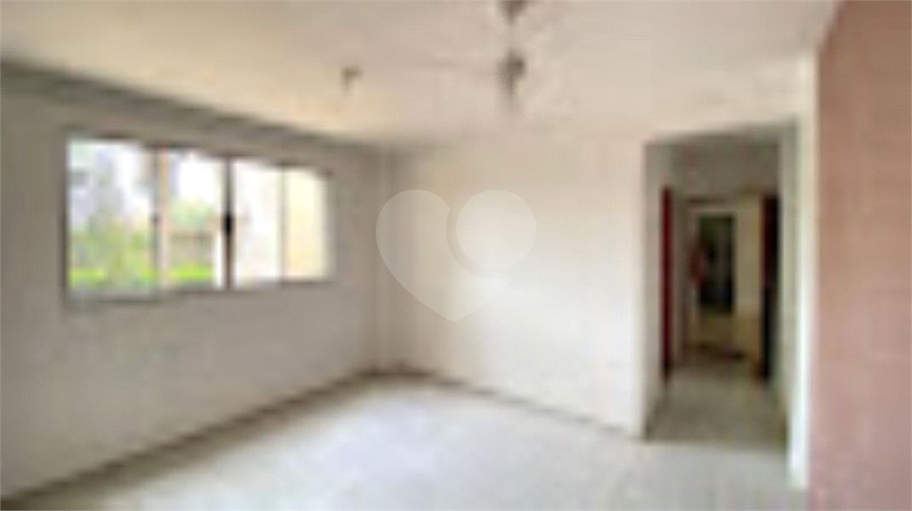 Apartamento à venda com 2 quartos em Jardim Novo Aeroporto, Três Lagoas, MS