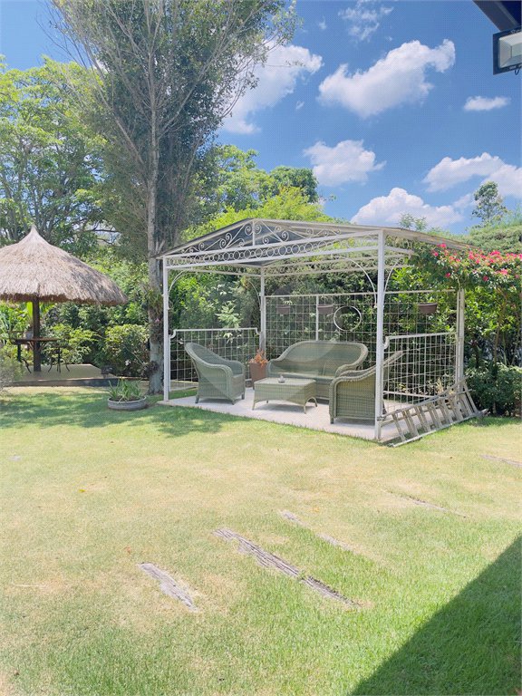 Casa à venda ou para alugar com 3 quartos, sendo 2 suítes, no condomínio Haras Paineiras, Salto - SP