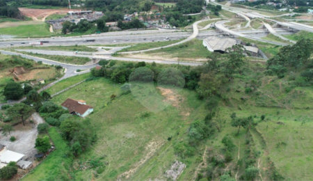Terreno à venda ou para alugar com 2 quartos, sendo 1 suíte,  em Parque Edu Chaves, São Paulo, SP