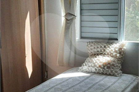 Casa à venda com 2 quartos no condomínio Res Santorini, Cotia - SP