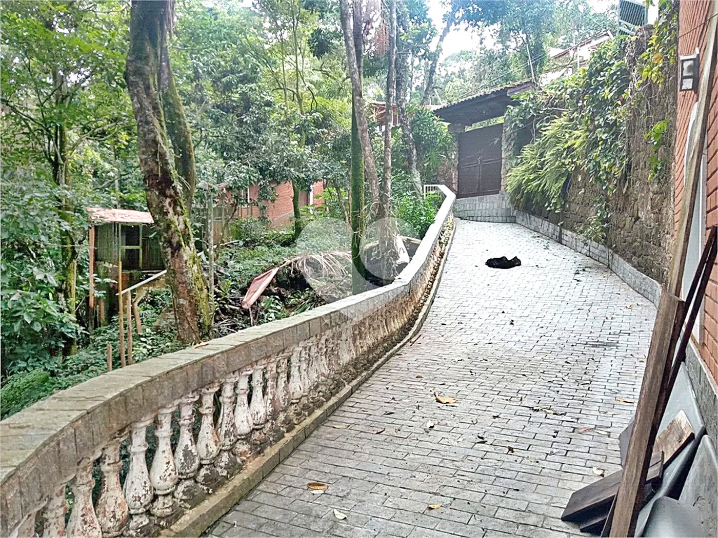 Casa à venda com 5 quartos, sendo 4 suítes, em Roseira, Mairiporã, SP