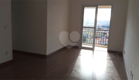 Apartamento à venda com 3 quartos, sendo 1 suíte,  em Picanço, Guarulhos, SP