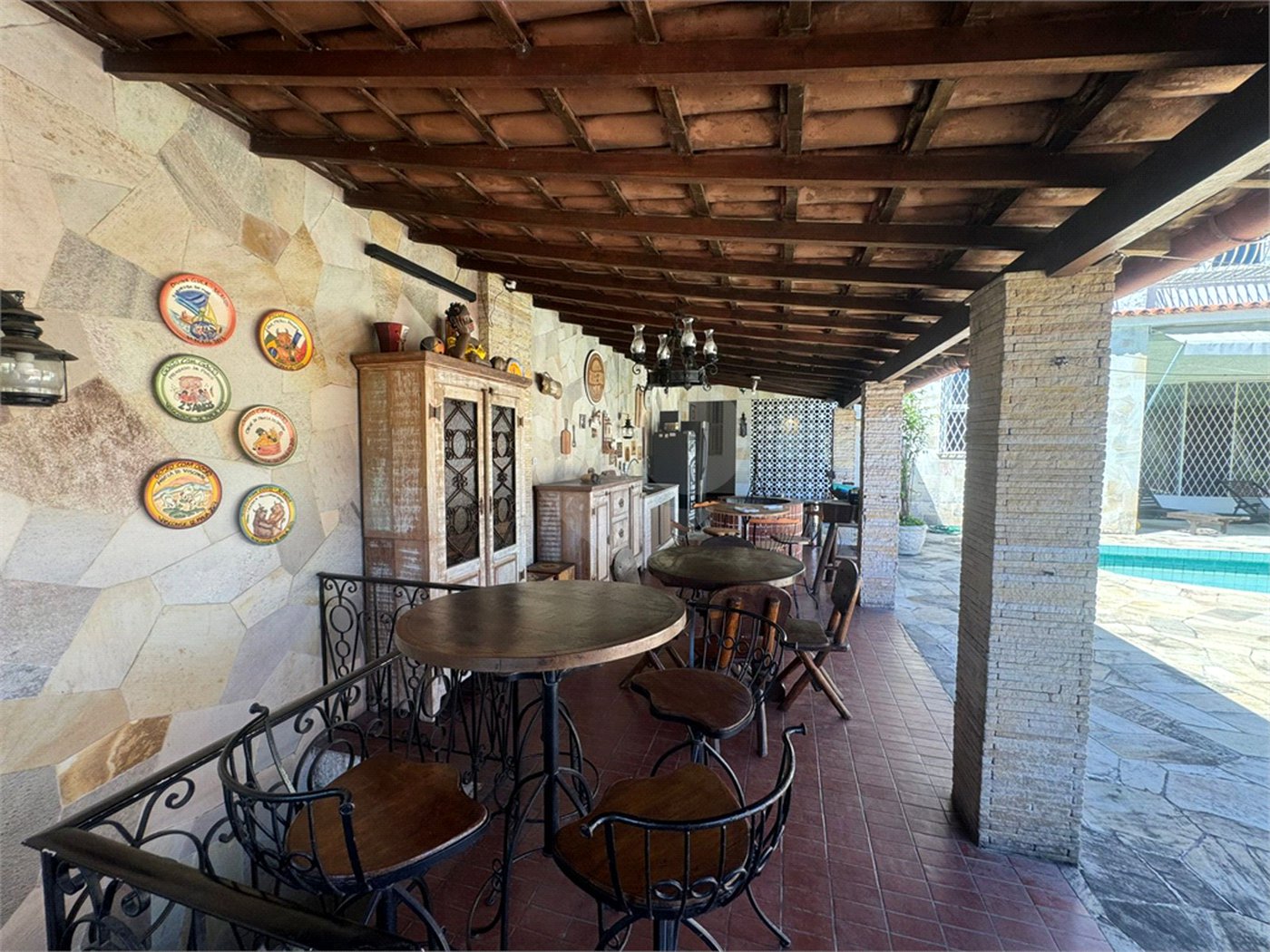 Casa à venda com 3 quartos, sendo 1 suíte,  em Santa Teresa, Rio de Janeiro, RJ