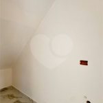 Casa à venda com 3 quartos, sendo 1 suíte, no condomínio Miguel Comitre, Poá - SP