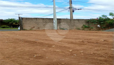 Terreno à venda em Parque Fehr, São Carlos, SP