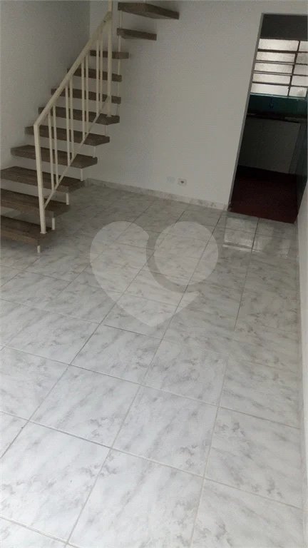Sobrado a venda