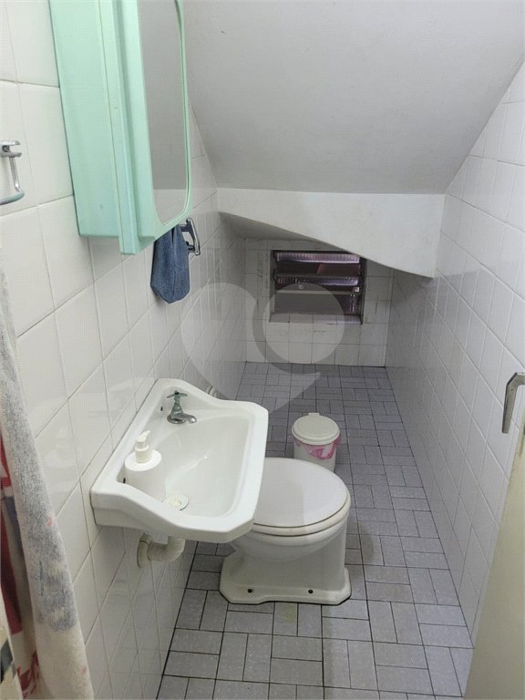 Sobrado à venda com 3 quartos em Vila Marari, São Paulo, SP