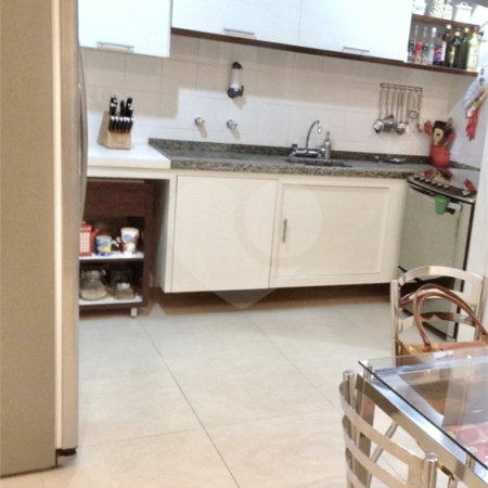 Casa à venda com 3 quartos, sendo 2 suítes, em Planalto Paulista, São Paulo, SP