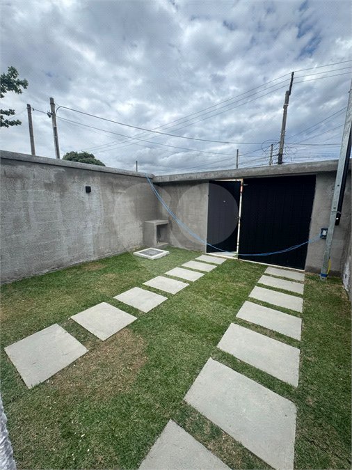 Casa à venda com 2 quartos, sendo 1 suíte, em Pedra de Guaratiba, Rio de Janeiro, RJ