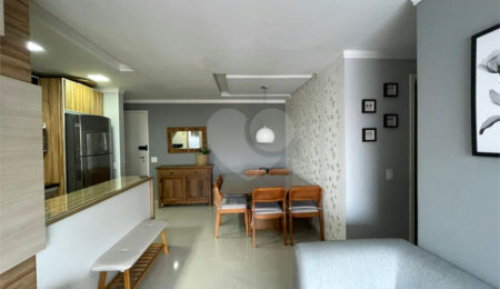 Apartamento à venda com 3 quartos, sendo 1 suíte, em Tatuapé, São Paulo, SP
