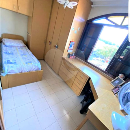 Sobrado à venda com 4 quartos, sendo 1 suíte, em Vila Mazzei, São Paulo, SP