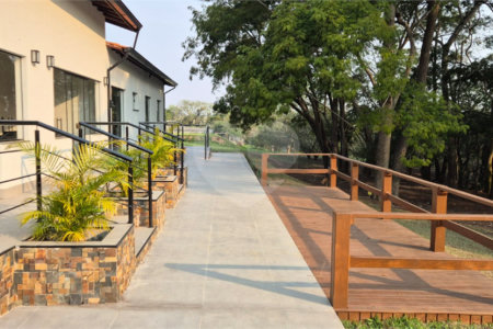 Terreno à venda em Condomínio Residencial Pinheiros do Lago, Alambari, SP