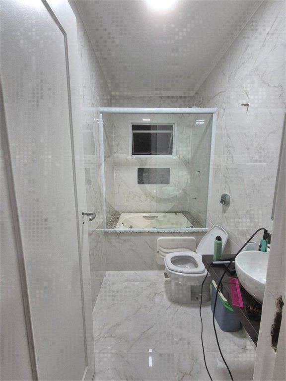 Casa à venda com 3 quartos, sendo 1 suíte, no condomínio Mariana, São Paulo - SP