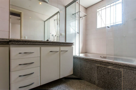 Apartamento à venda com 4 quartos, sendo 3 suítes,  em Jardim Londrina, São Paulo, SP