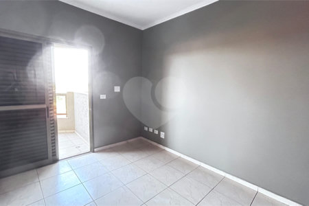 Apartamento à venda com 3 quartos, sendo 1 suíte, no Centro, Três Lagoas, MS