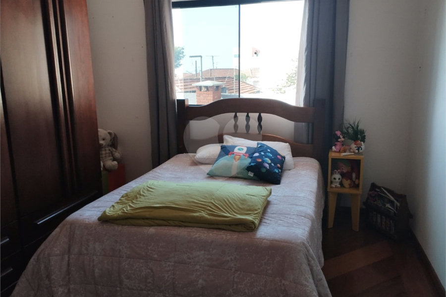 Sobrado à venda com 3 suítes em Vila Constança, São Paulo, SP