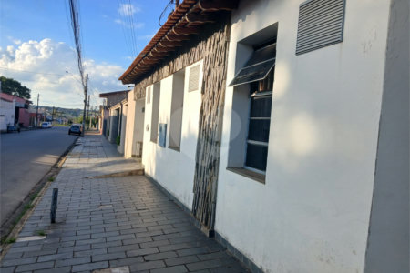 Casa à venda com 4 quartos, sendo 2 suítes,  em Parque da Lagoa, Itapetininga, SP