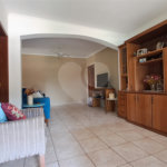 Casa à venda com 3 quartos, sendo 1 suíte, no condomínio Residencial Vale das Laranjeiras, Indaiatuba - SP