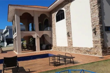 Casa à venda com 3 suítes no condomínio Mont'alcino, Valinhos - SP