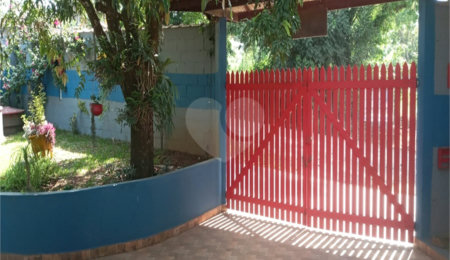 Chácara à venda com 3 quartos, sendo 2 suítes,  em Monterrey, Louveira, SP