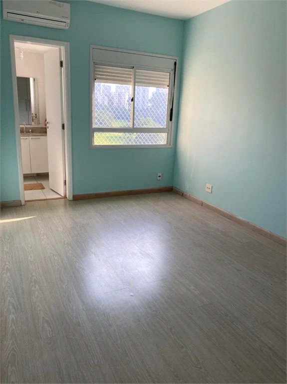 Apartamento à venda com 4 quartos, sendo 2 suítes,  em Paraíso do Morumbi, São Paulo, SP