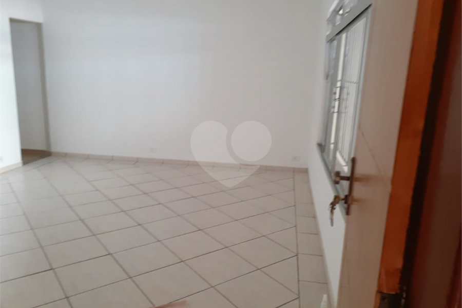 Casa Térrea à venda com 3 quartos, sendo 1 suíte, em Santana, São Paulo, SP