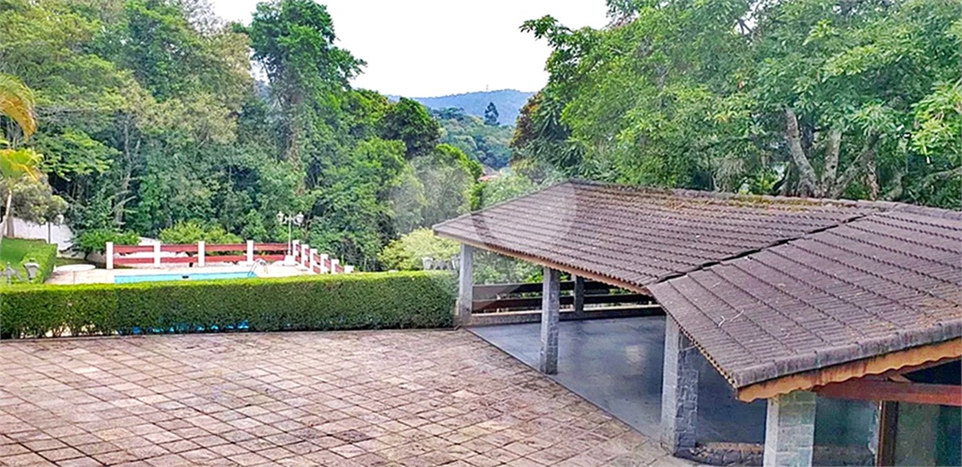 Casa à venda com 4 suítes no condomínio Alpes da Cantareira, Mairiporã - SP