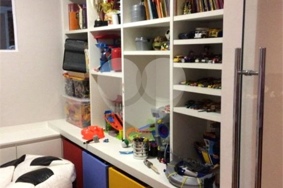 Apartamento à venda com 4 quartos, sendo 2 suítes, em Consolação, São Paulo, SP