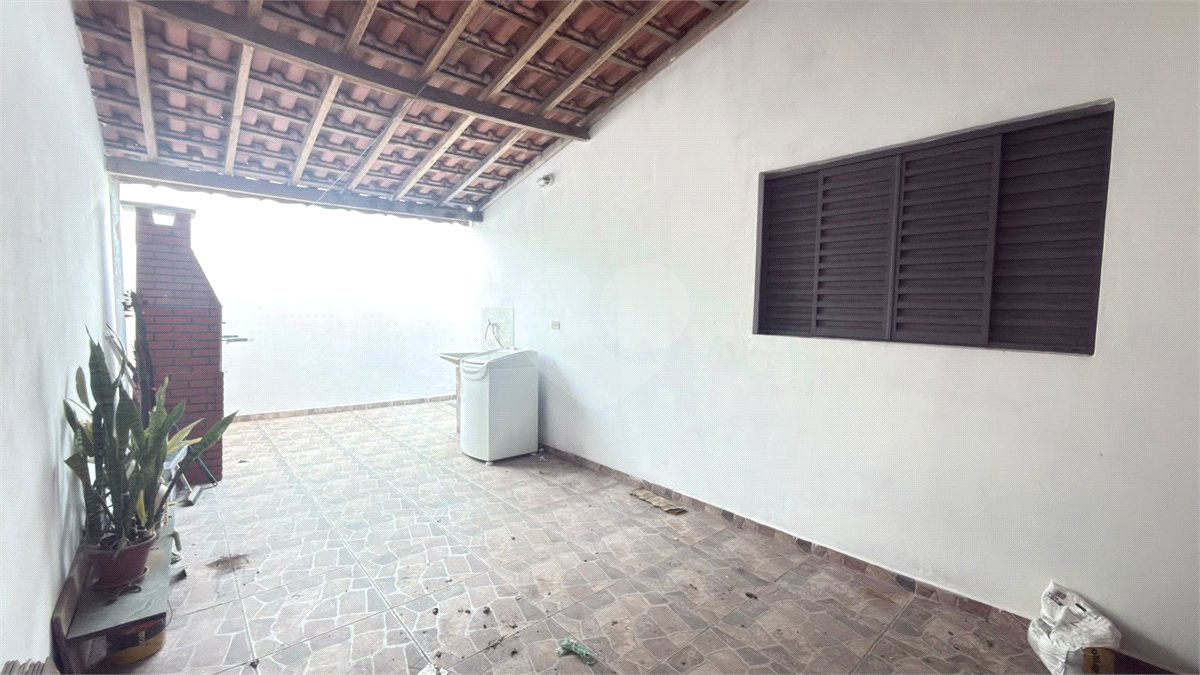 Sobrado à venda com 4 quartos, sendo 1 suíte, em Jardim Wanel Ville V, Sorocaba, SP