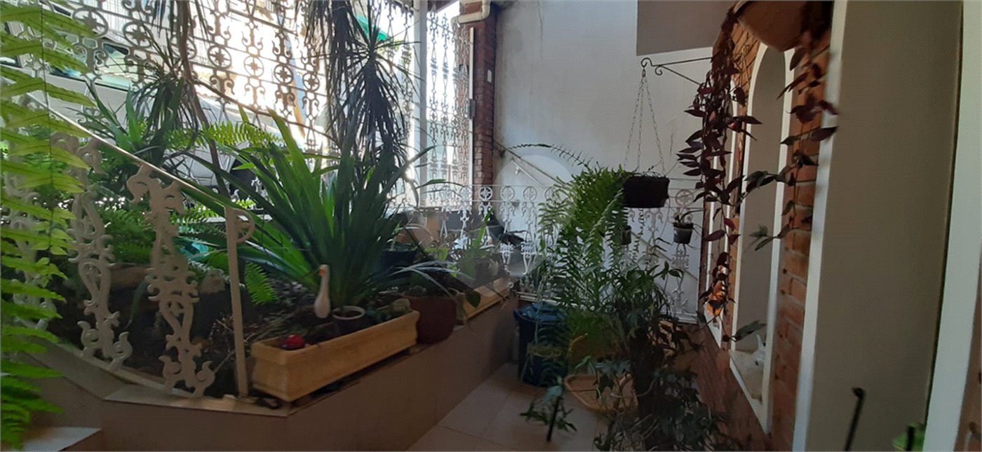 Sobrado à venda com 2 quartos em Horto, São Paulo, SP