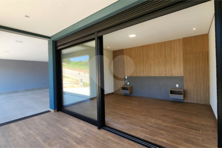 Casa à venda com 4 suítes no condomínio Campos de Santo Antônio II, Itu - SP