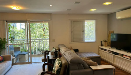 Apartamento à venda com 2 quartos, sendo 1 suíte,  em Vila Andrade, São Paulo, SP