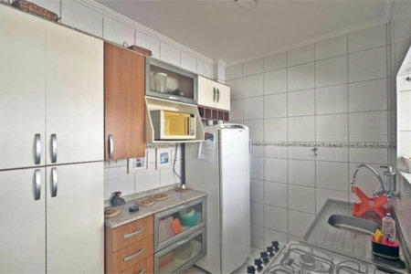 Apartamento Residencial à venda, Vila Guilhermina, Praia Grande - AP0381.