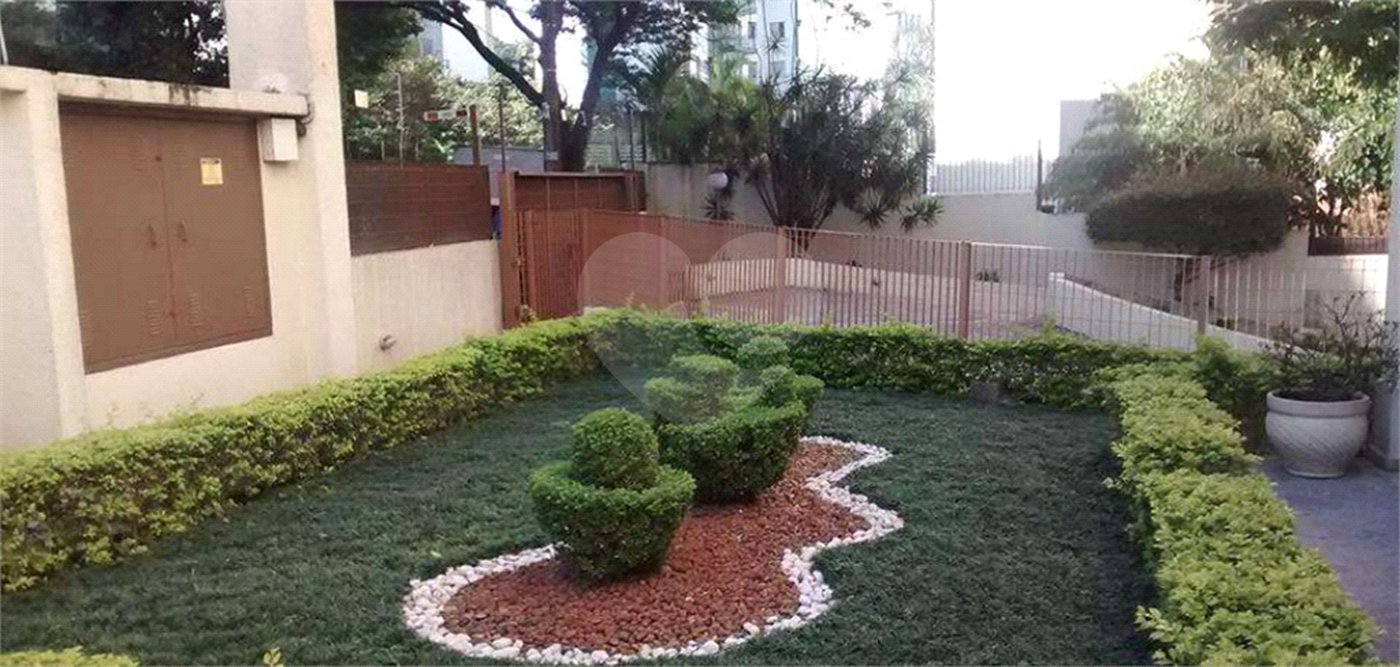 Apartamento à venda com 3 quartos em Santa Terezinha, São Paulo, SP