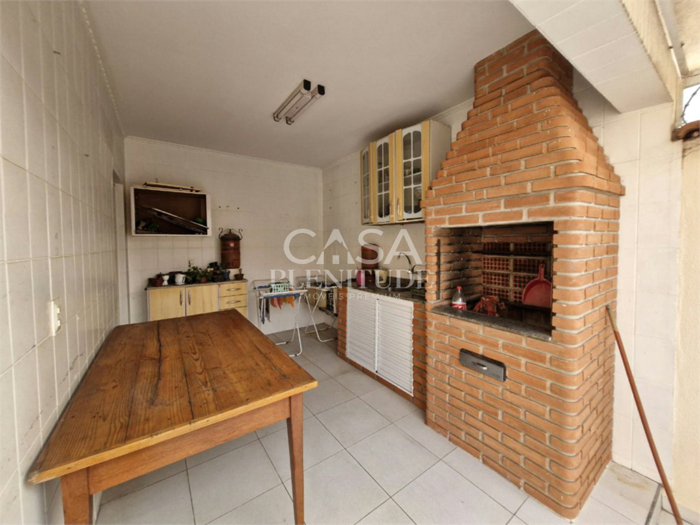 Casa à venda com 2 quartos, sendo 1 suíte,  em Jardim Saira, Sorocaba, SP