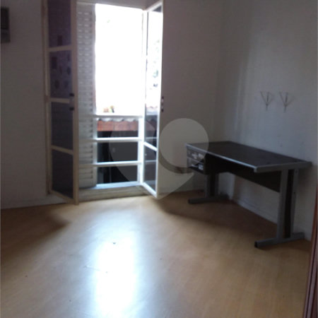 Sobrado à venda com 3 quartos em Moema, São Paulo, SP