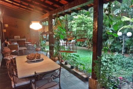 Casa à venda com 4 quartos, sendo 2 suítes,  em Morumbi, São Paulo, SP