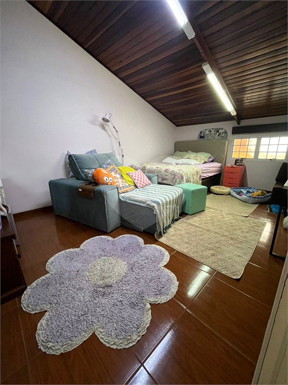 Casa Térrea à venda com 5 quartos, sendo 2 suítes, em Tucuruvi, São Paulo, SP