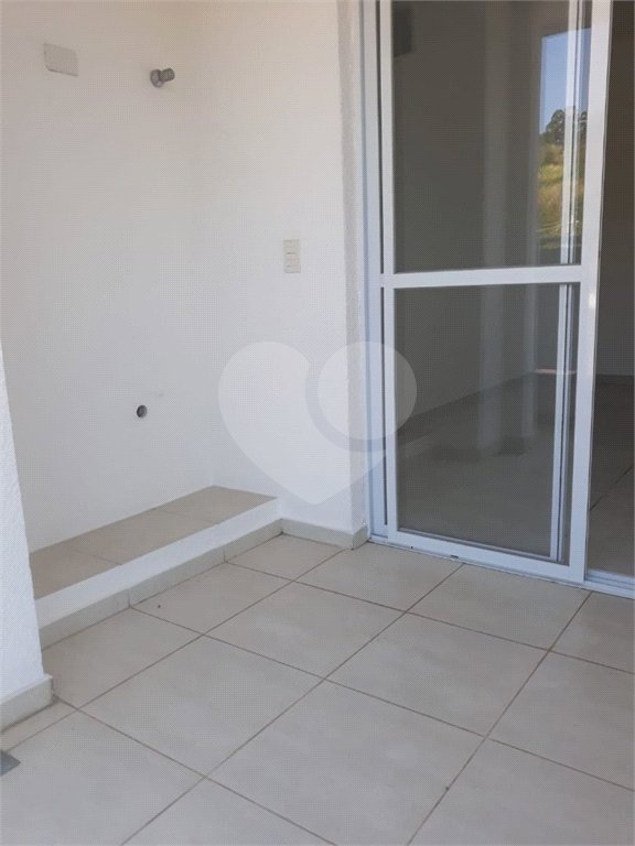 Apartamento à venda ou para alugar com 2 quartos em Vila Santa Isabel, São Roque, SP