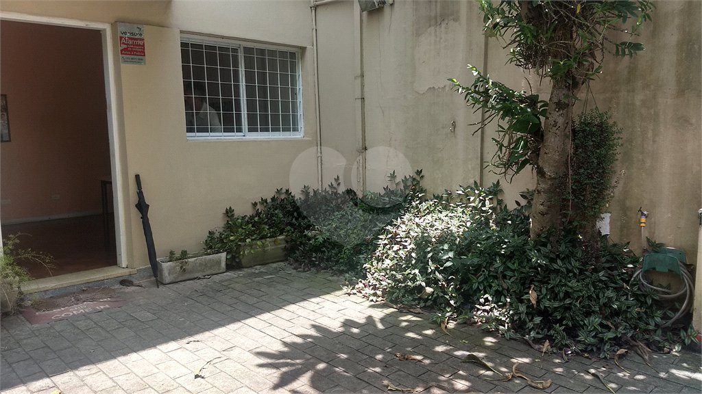 Sobrado à venda com 3 quartos, sendo 1 suíte, em Alto da Boa Vista, São Paulo, SP