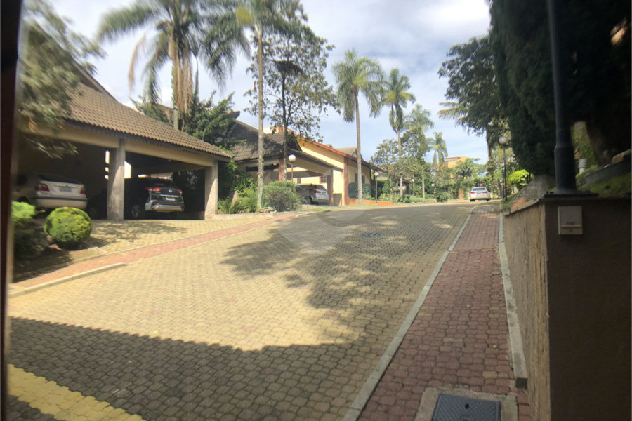 Casa à venda com 4 suítes no condomínio Residencial Floresta, São Paulo - SP