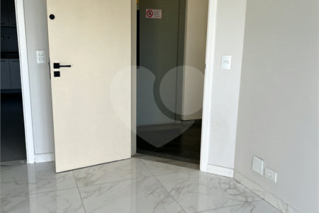 Apartamento à venda com 2 quartos, sendo 1 suíte, em Vila Roma, Itu, SP