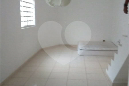 Casa Térrea à venda com 2 suítes em Jardim São Francisco, Mogi das Cruzes, SP
