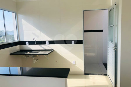 Casa à venda com 2 quartos no condomínio Residencial Turim, Mogi das Cruzes - SP