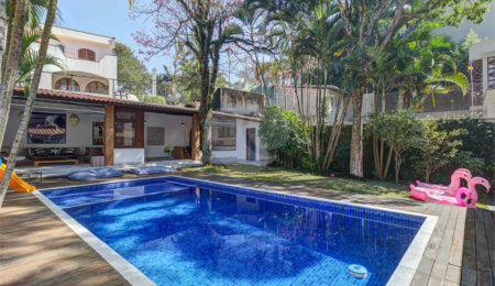 Casa de Vila à venda com 4 quartos, sendo 2 suítes,  em Jardim Marajoara, São Paulo, SP